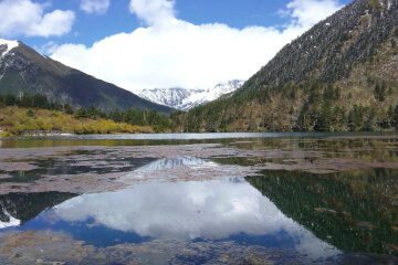 Mugecuo Lake