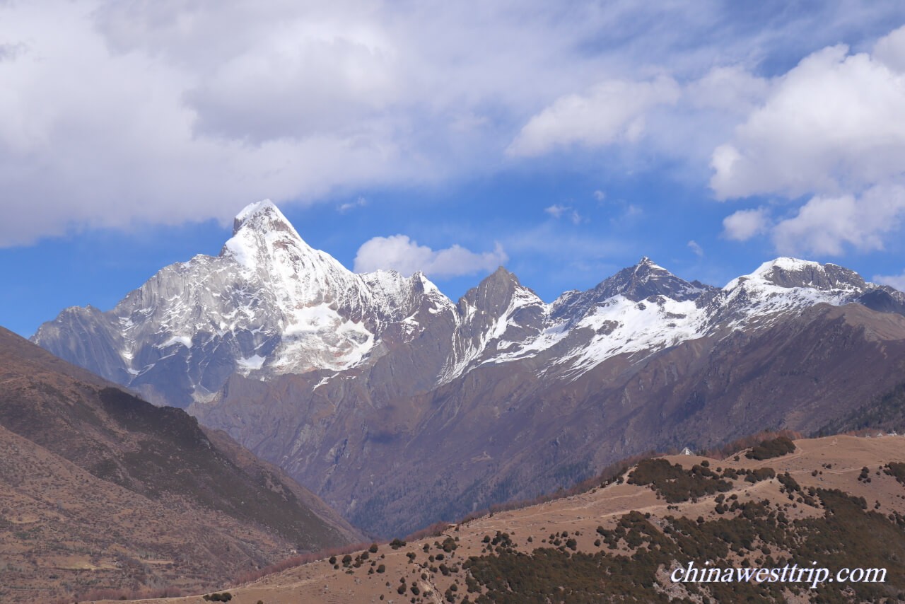 the Four-maiden Mountain