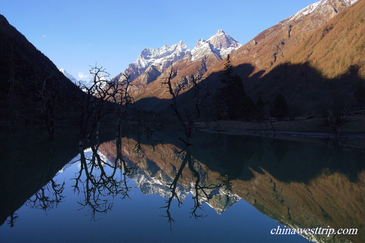 Sigunacuo Lake Shuangqiao Valley