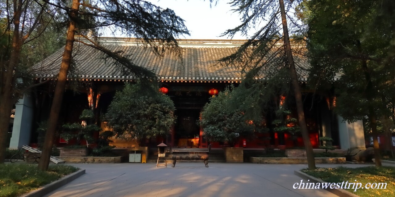 Qingyang Temple009a.JPG