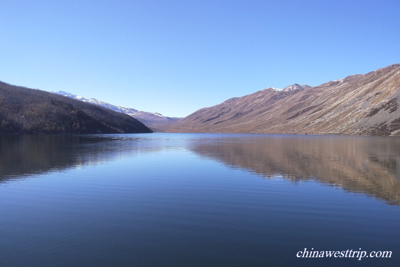 Mugecuo Lake