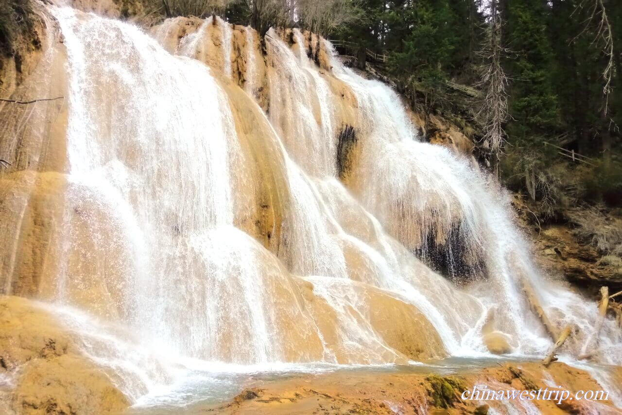 Zhaga Waterfall