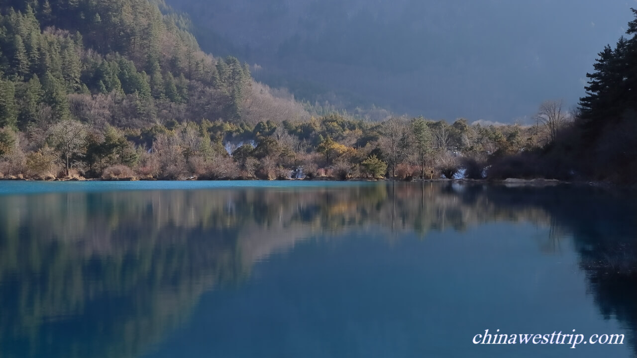 the Flaming Lake Jiuzhaigou