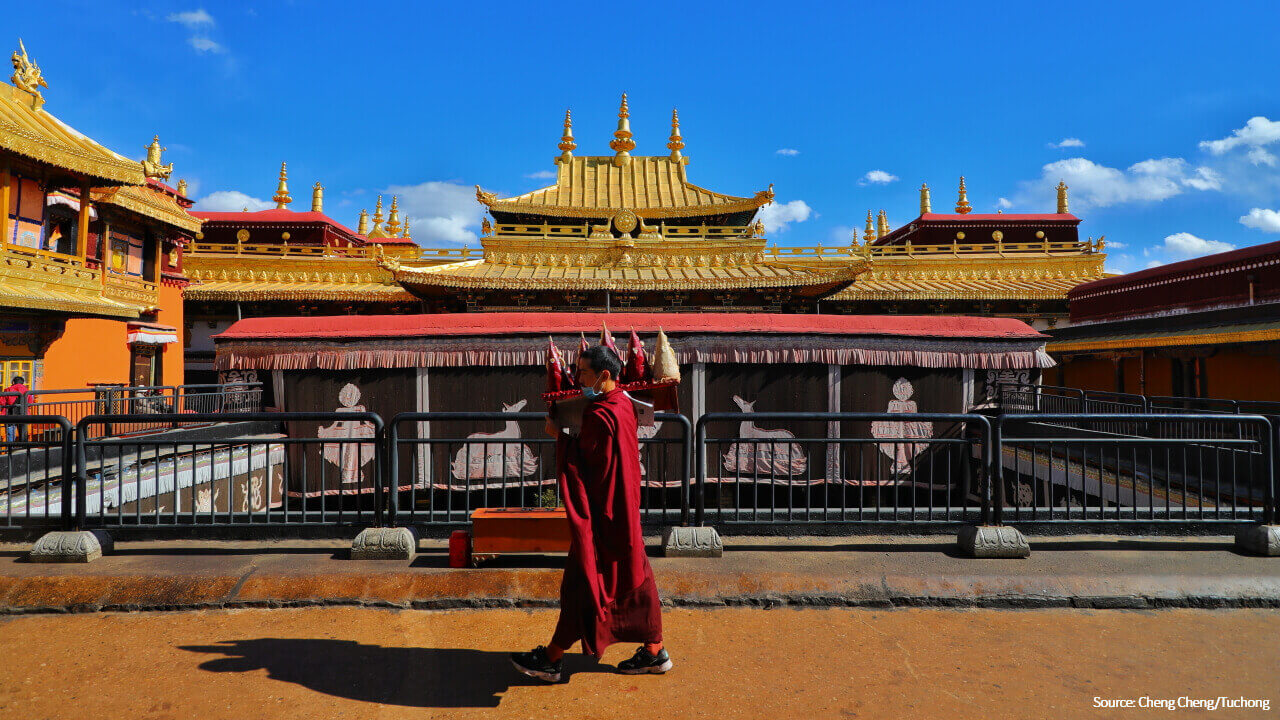 Jokhang Temple001w.jpg