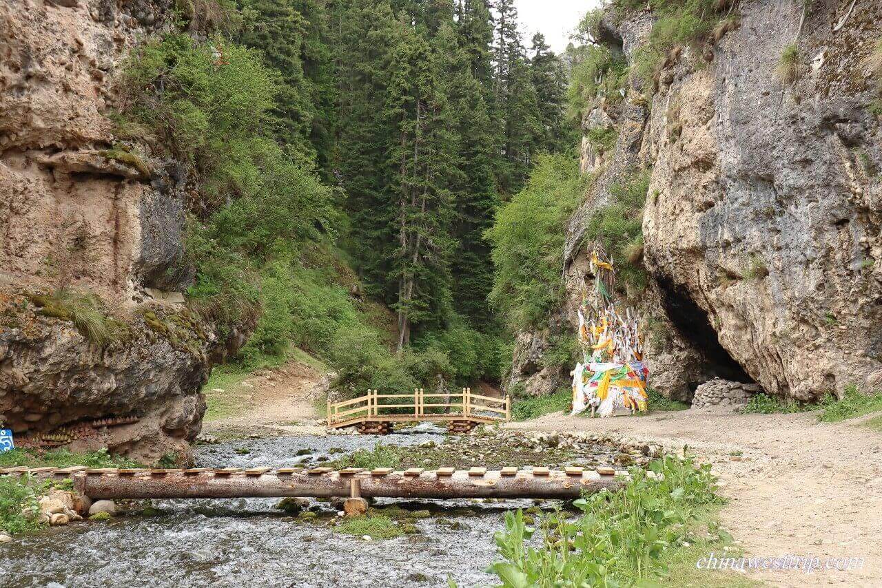 Langmu Temple Sichuan