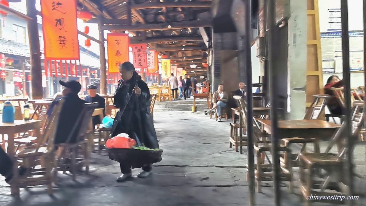 Luocheng Ancient Town003W.jpg