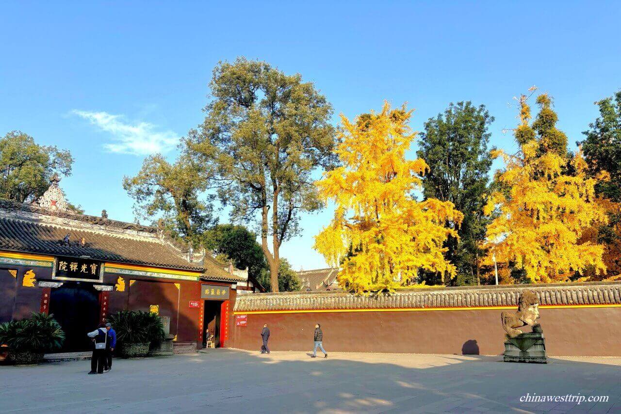 Baoguang Monastery Entrance