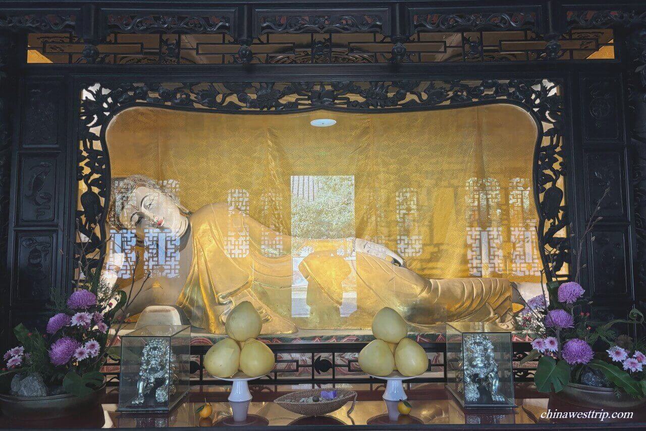 Baoguang's Jade Buddha Statue